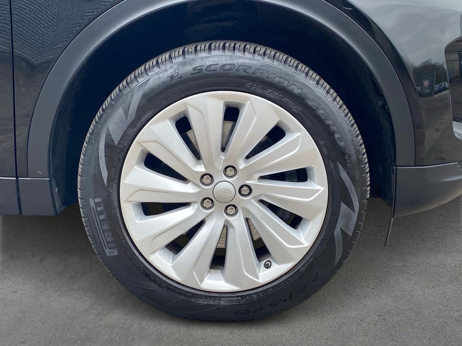 Used Land Rover Discovery Sport 2020 for sale - 78194732: Photo 6