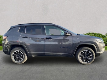 Used Jeep Compass 2023 for sale - 76932277: Photo