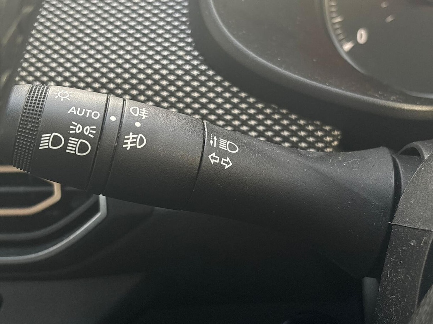 Used Dacia Sandero Stepway 2023 for sale - 76669462: Photo 29