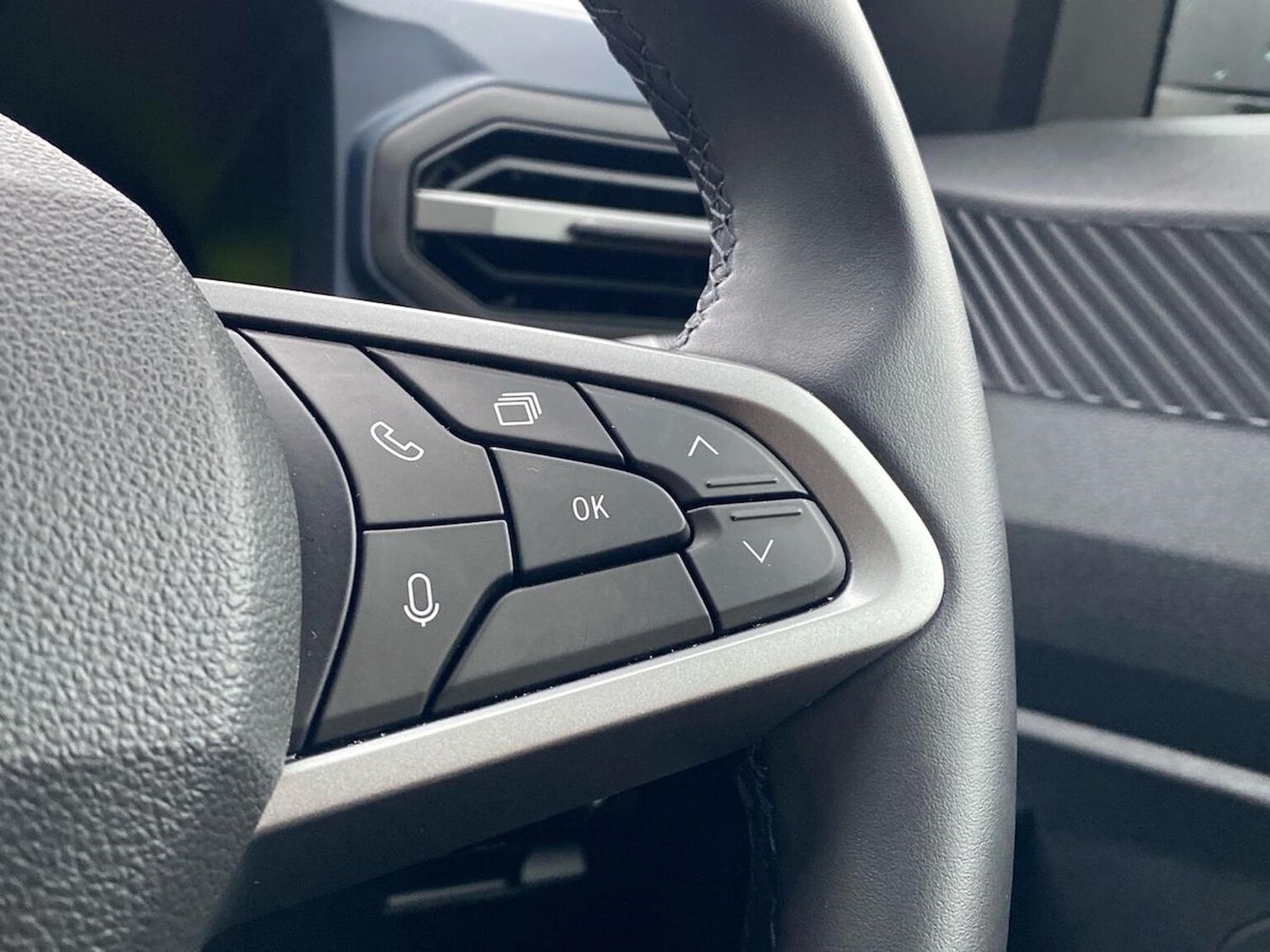 Used Dacia Duster 2025 for sale - 77896312: Photo 26