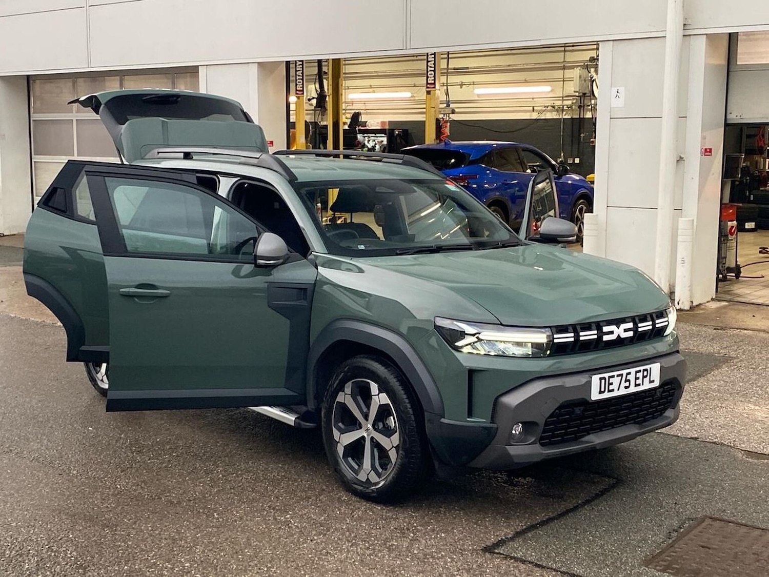 Used Dacia Duster 2025 for sale - 77896312: Photo 38