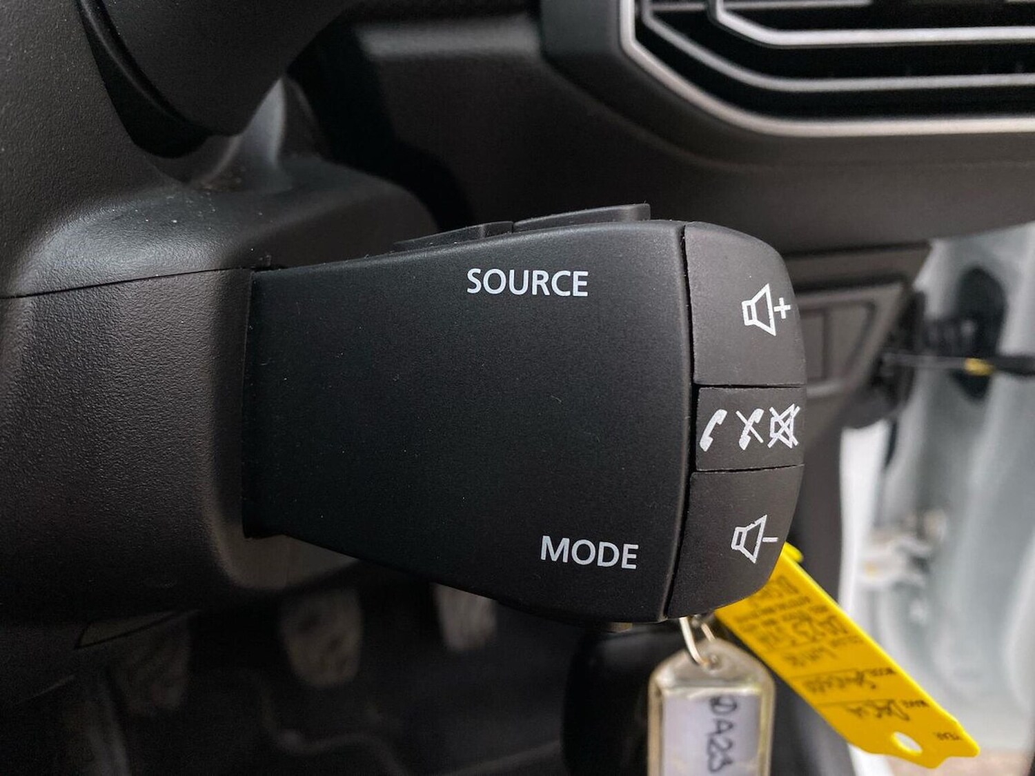 Used Dacia Sandero 2023 for sale - 76097629: Photo 41