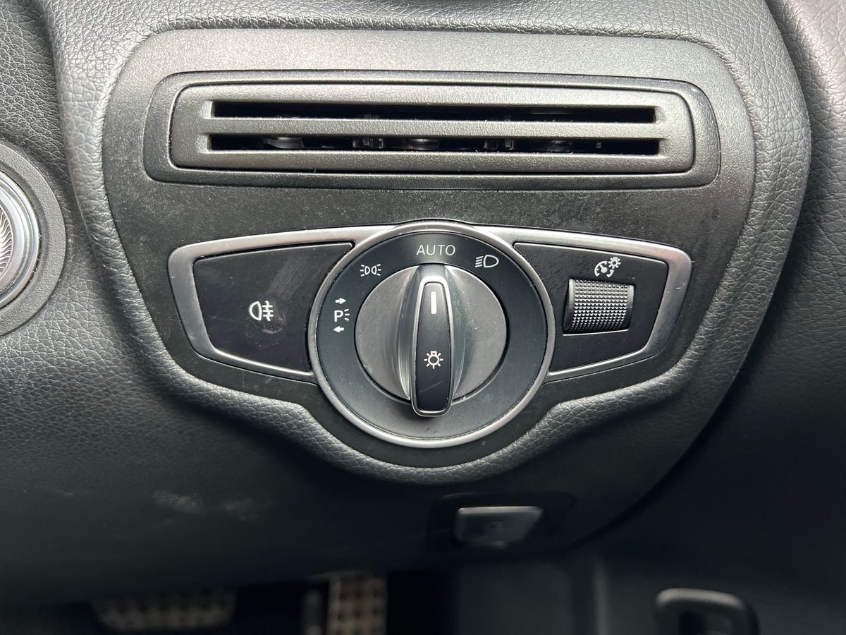 Used Mercedes-Benz GLC 2019 for sale - 76390165: Photo 23