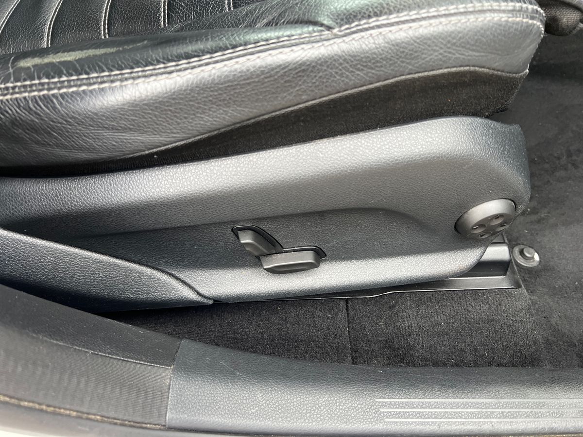 Used Mercedes-Benz GLC 2019 for sale - 76390165: Photo 30