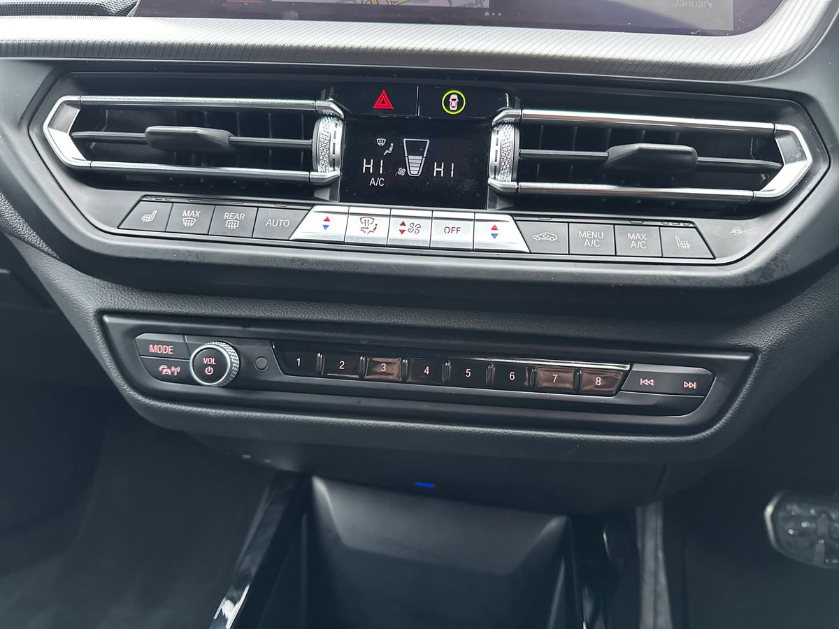 Used BMW 1 Series 2024 for sale - 77137600: Photo 22