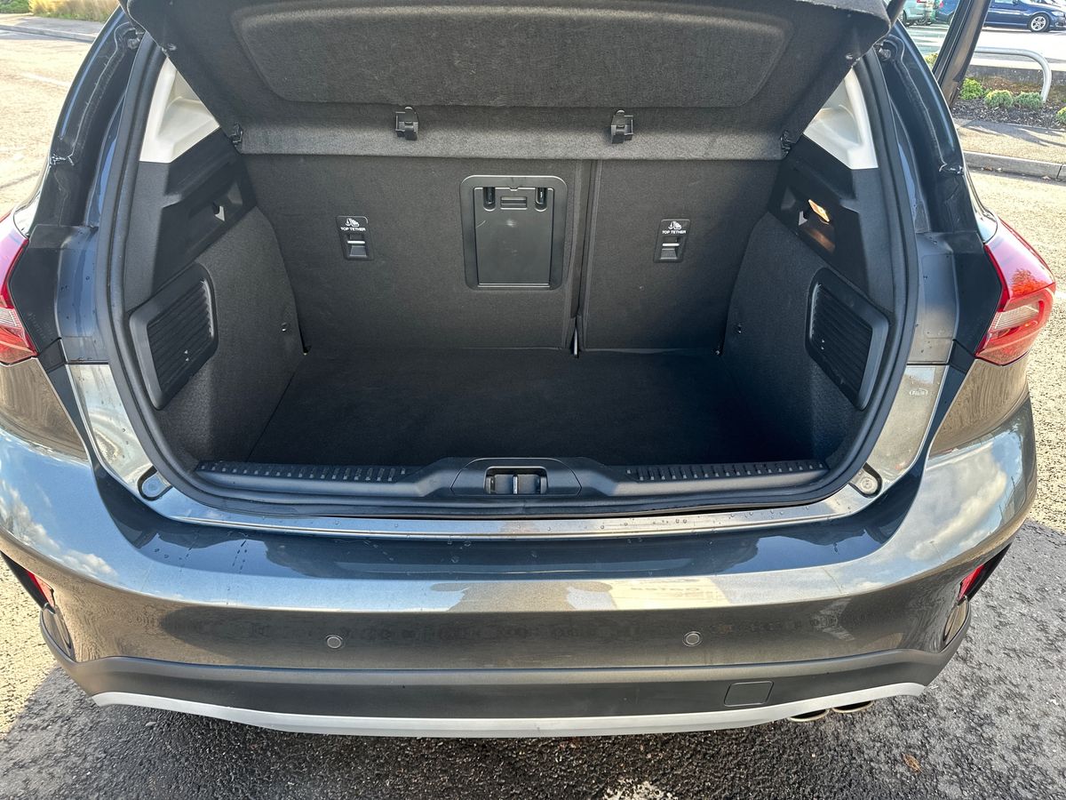 Used Ford Focus 2022 for sale - 76788253: Photo 34