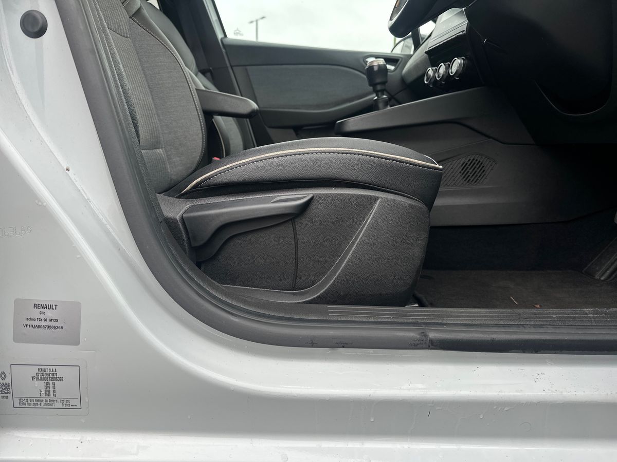 Used Renault Clio 2024 for sale - 77067861: Photo 30