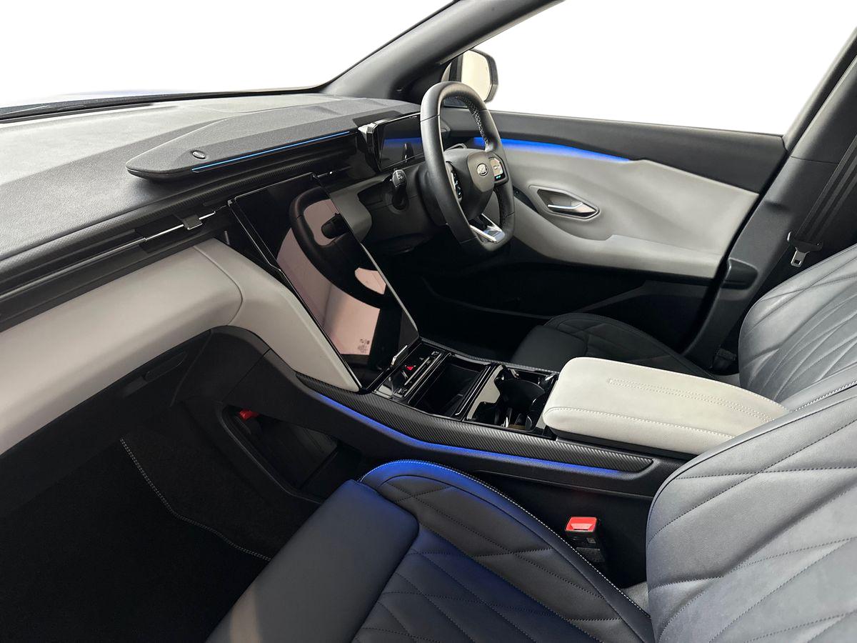 Used Ford Explorer 2025 for sale - 76434752: Photo 11