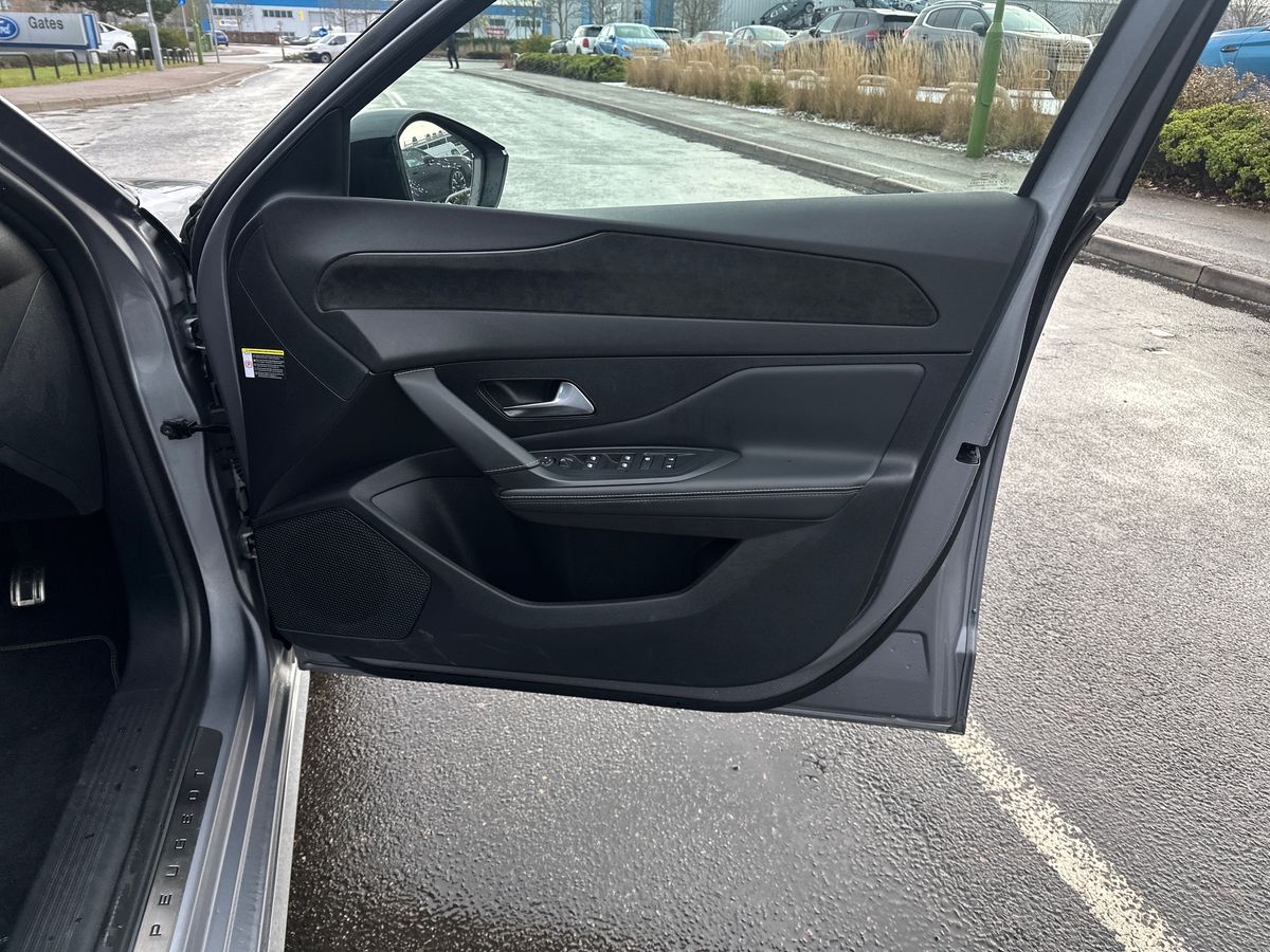 Used Peugeot 308 2024 for sale - 77122517: Photo 35