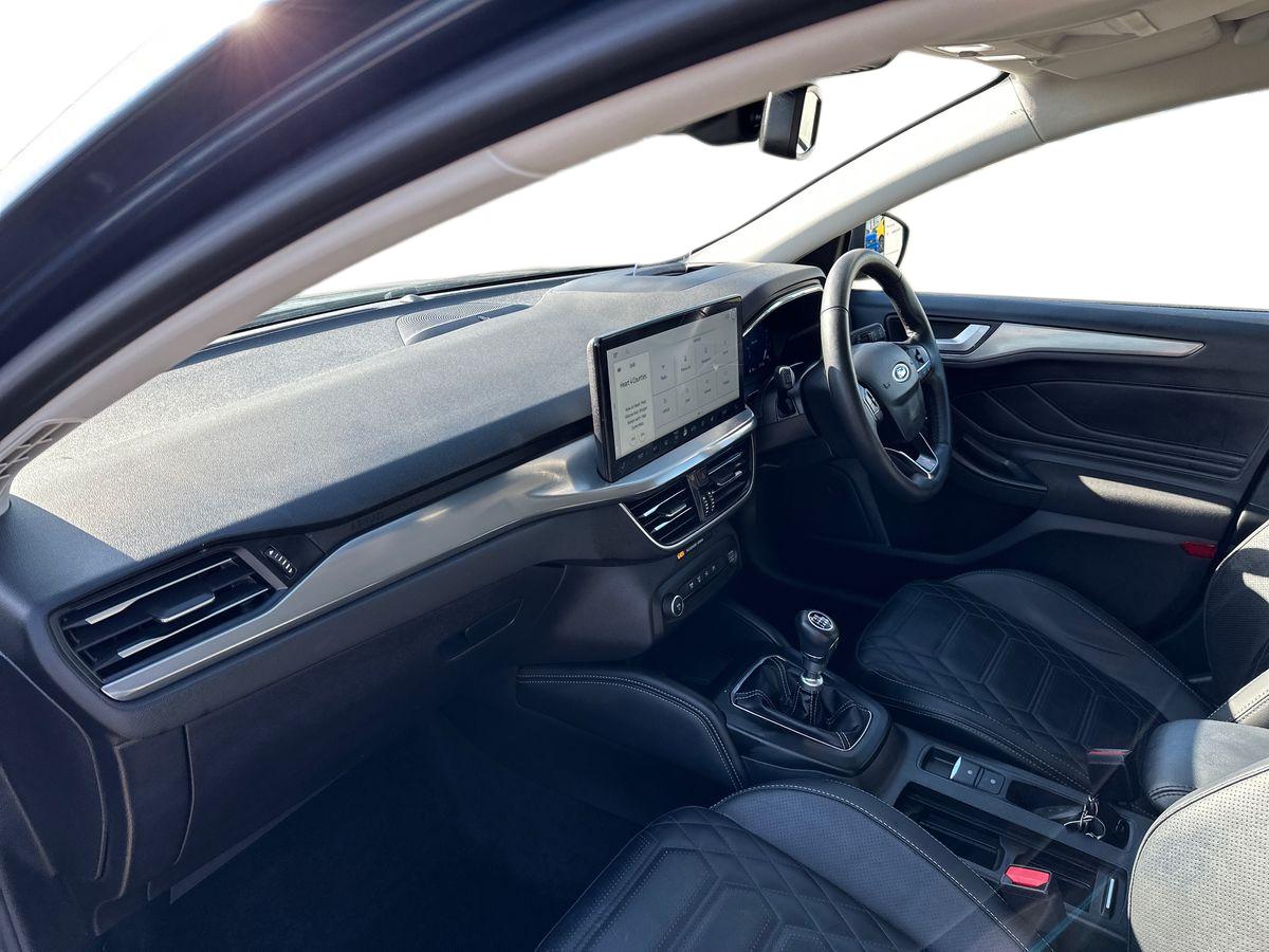 Used Ford Focus 2023 for sale - 77927435: Photo 11