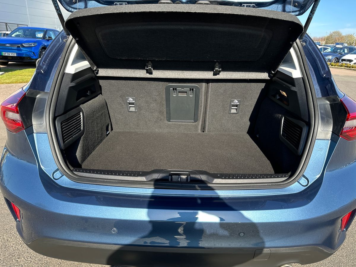 Used Ford Focus 2023 for sale - 77927435: Photo 34