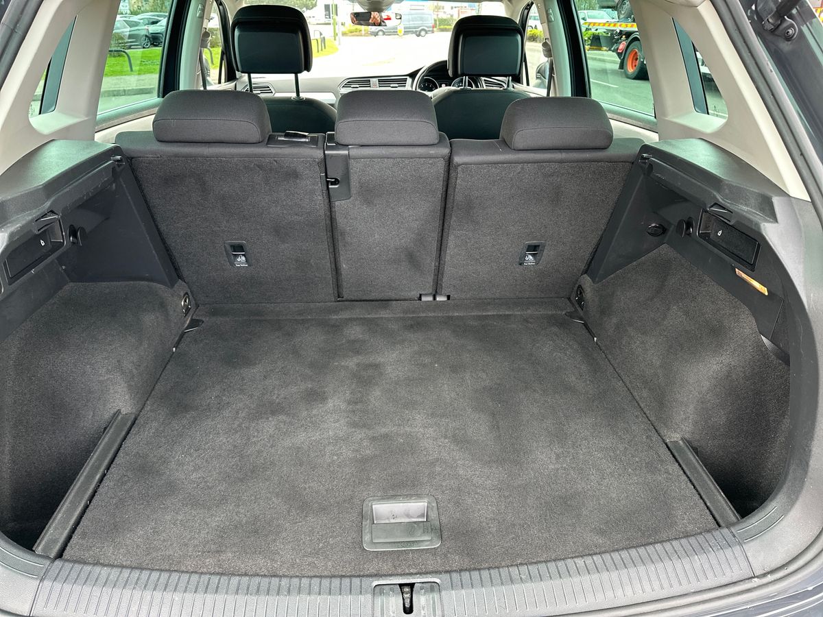 Used Volkswagen Tiguan 2020 for sale - 77885315: Photo 34