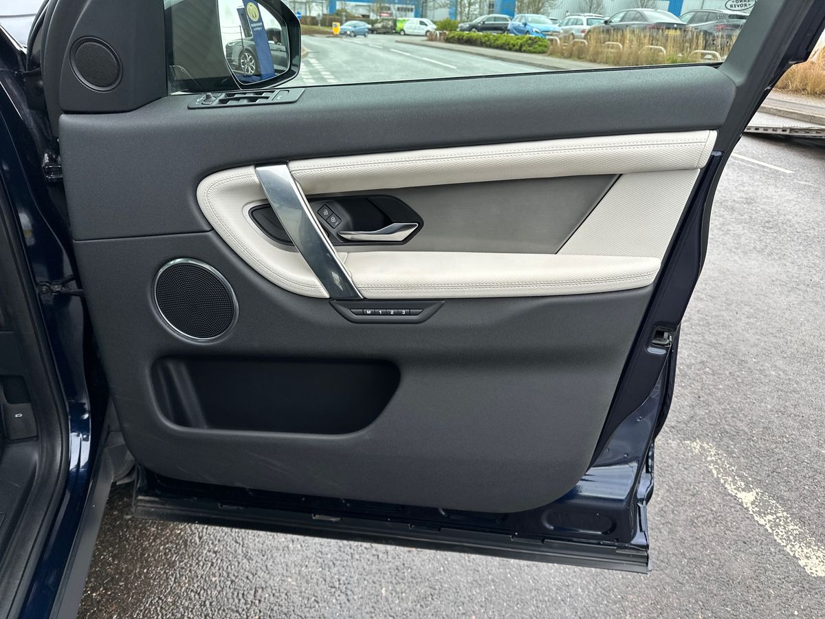 Used Land Rover Discovery Sport 2021 for sale - 77178114: Photo 35