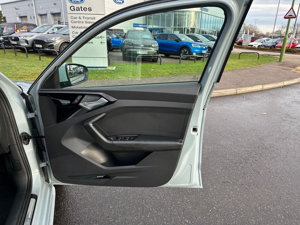 Used Audi A1 2023 for sale - 76556882: Photo 35