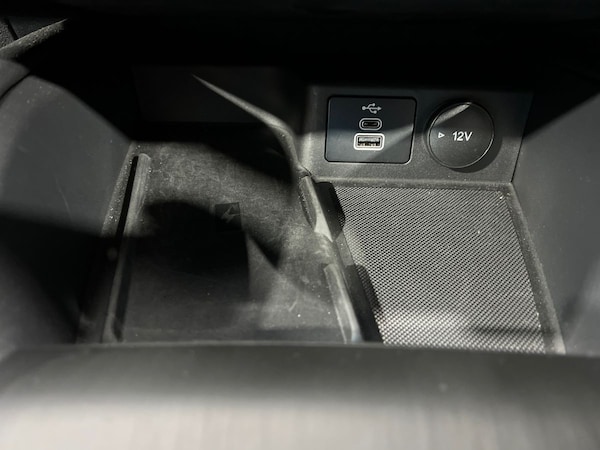 Used Ford Kuga 2023 for sale - 76221693: Photo 24