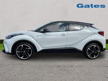 Used Toyota C-HR 2023 for sale - 79846525: Photo