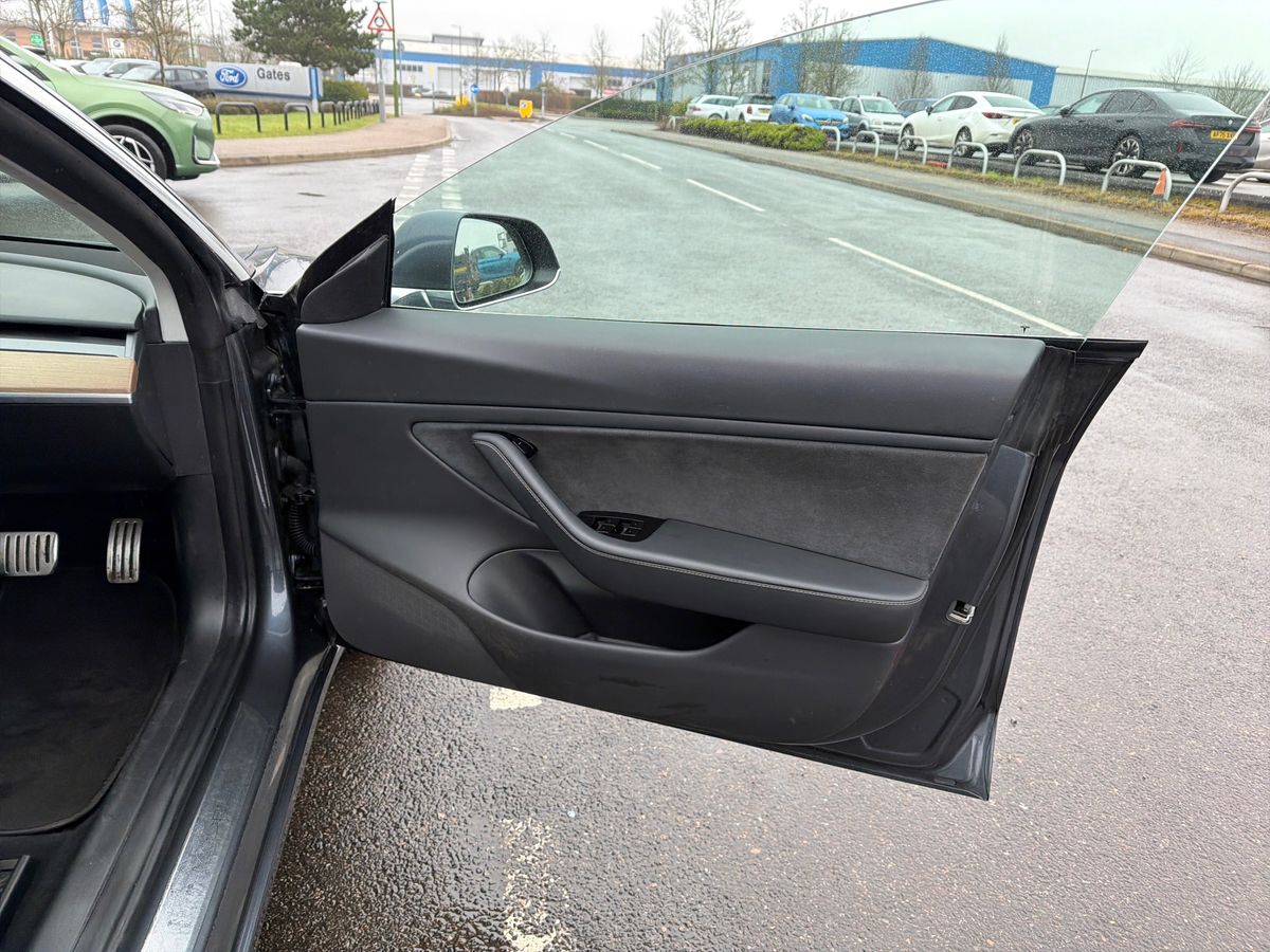 Used Tesla Model 3 2019 for sale - 78123081: Photo 35