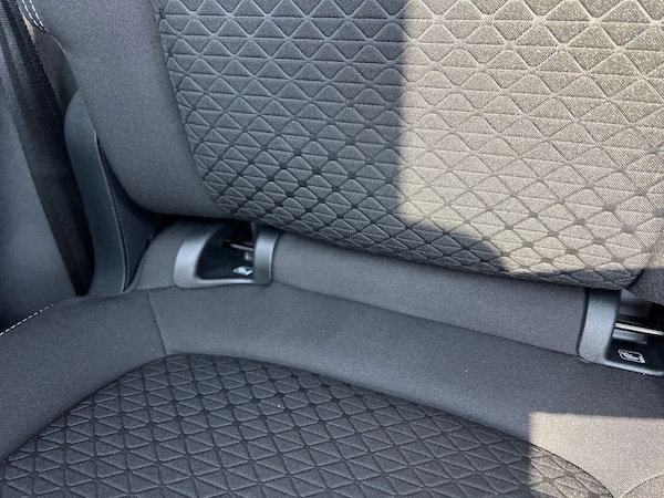 Used Ford Kuga 2024 for sale - 76328126: Photo 31