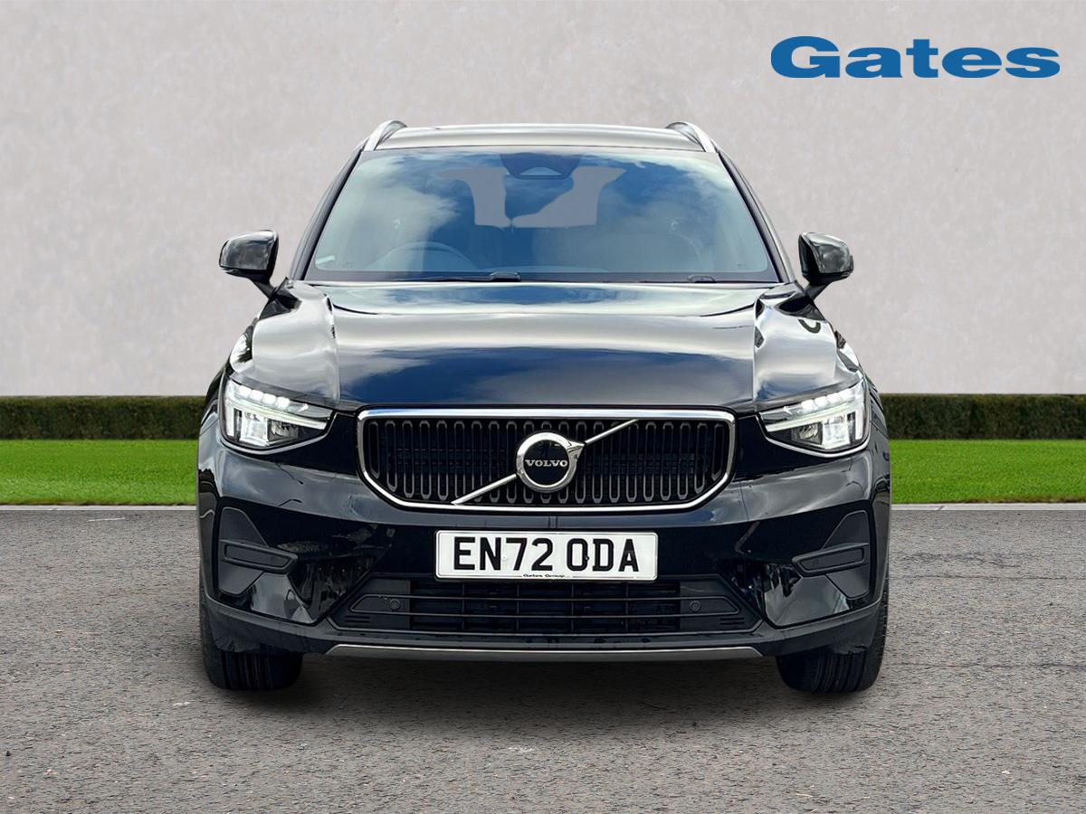 Used Volvo XC40 2023 for sale - 76664525: Photo 2