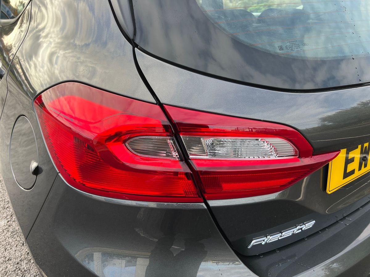 Used Ford Fiesta 2019 for sale - 76442056: Photo 33