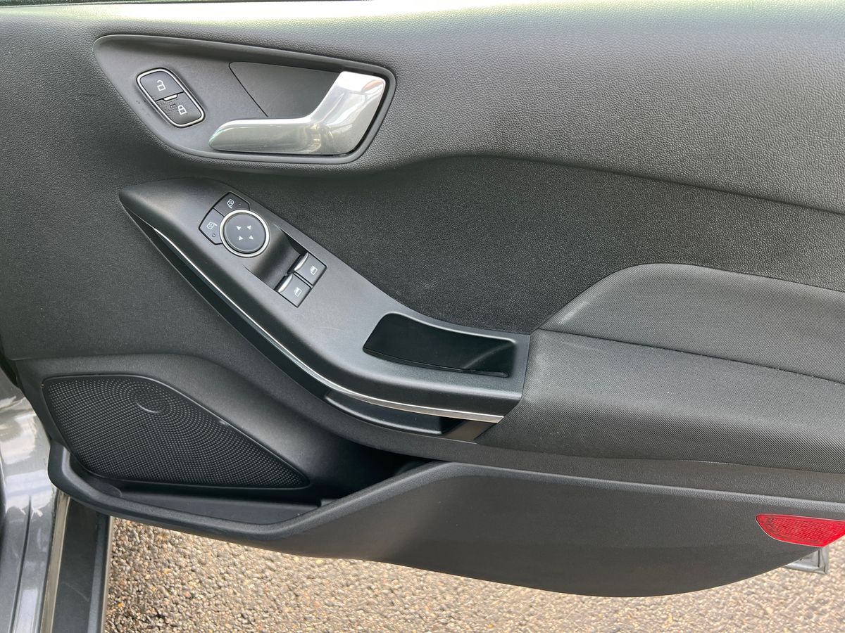 Used Ford Fiesta 2019 for sale - 76442056: Photo 35