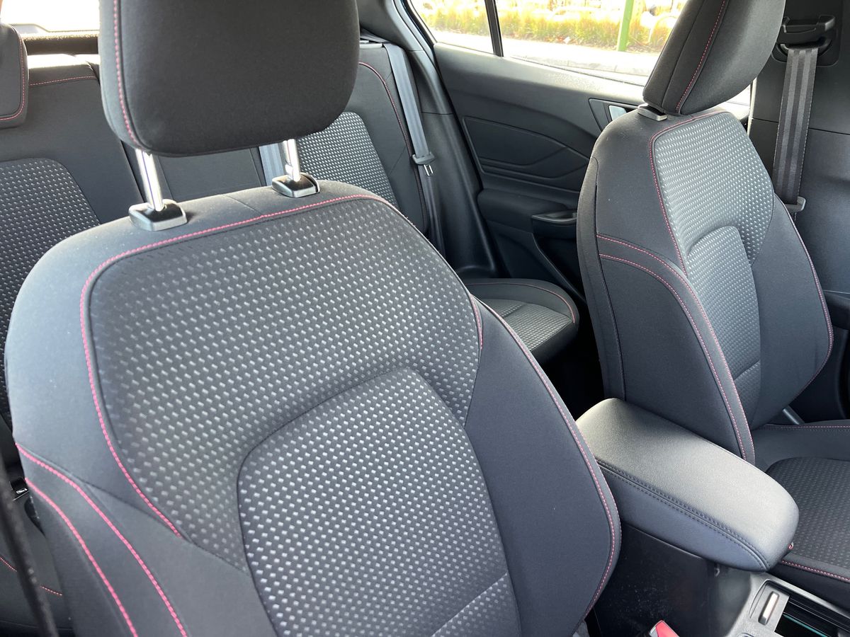 Used Ford Focus 2019 for sale - 76445075: Photo 12