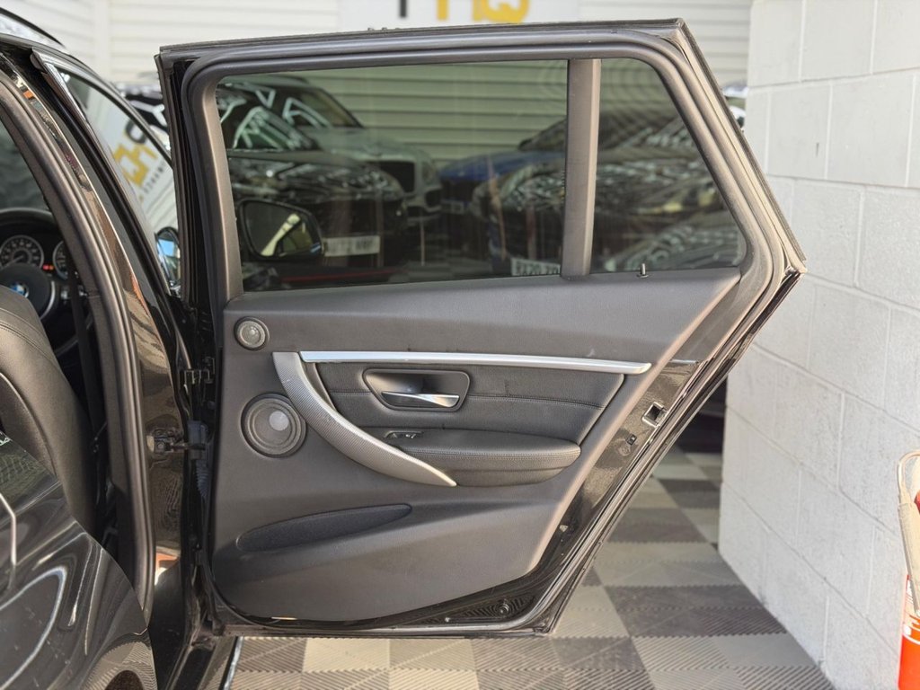 Used BMW 3 Series 2018 for sale - 77572209: Photo 22