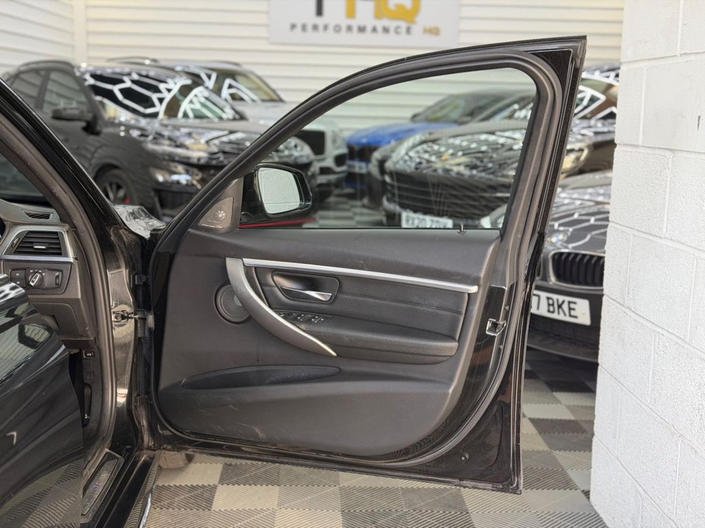 Used BMW 3 Series 2018 for sale - 77572209: Photo 23