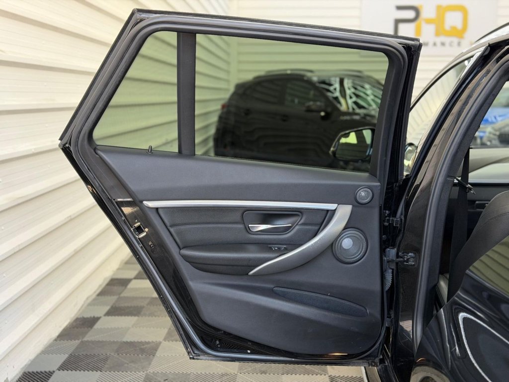 Used BMW 3 Series 2018 for sale - 77572209: Photo 26