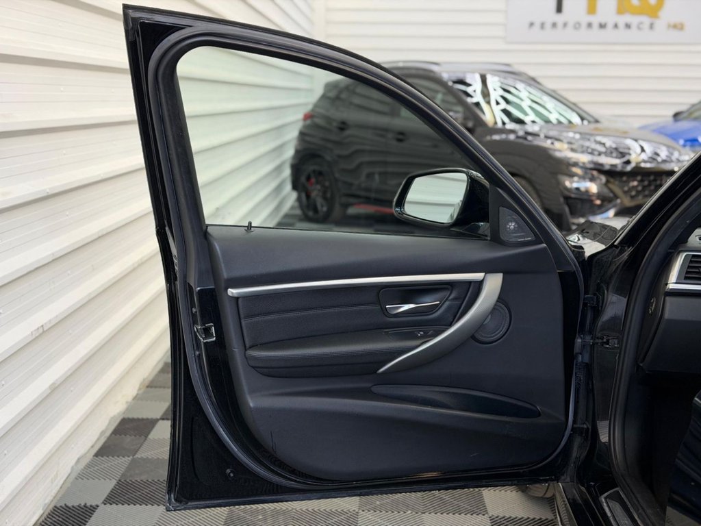 Used BMW 3 Series 2018 for sale - 77572209: Photo 27