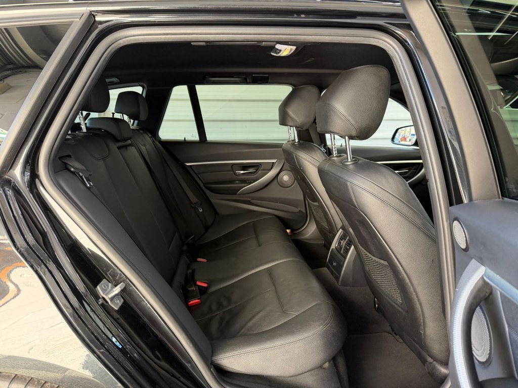 Used BMW 3 Series 2018 for sale - 77572209: Photo 32