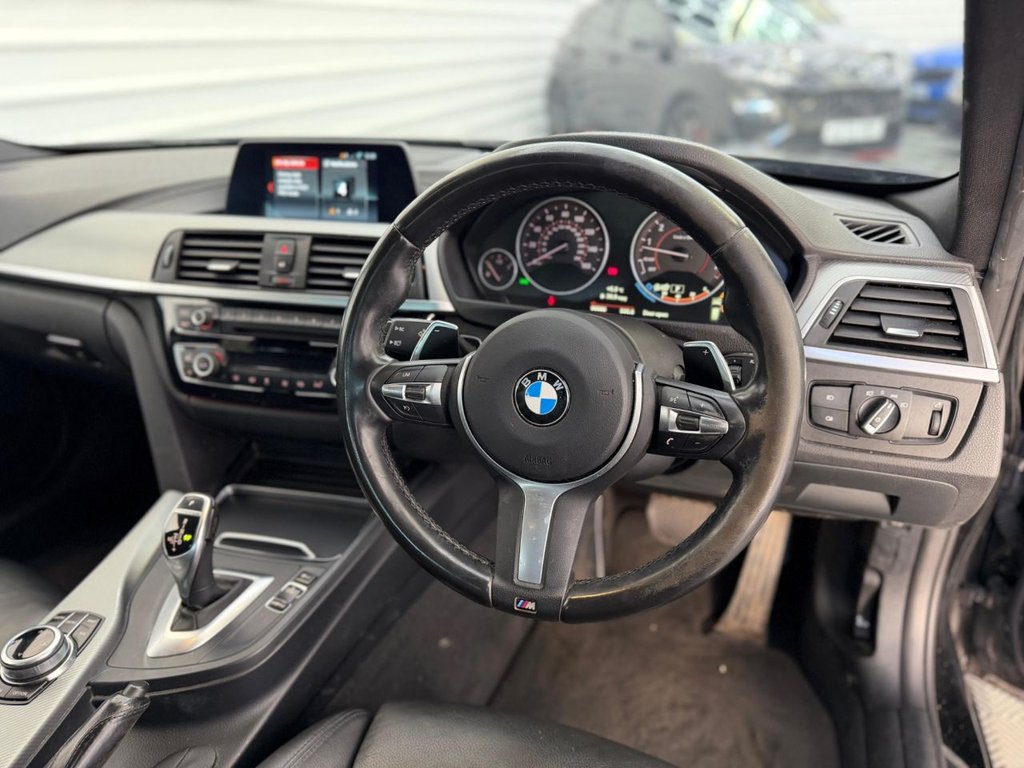 Used BMW 3 Series 2018 for sale - 77572209: Photo 33