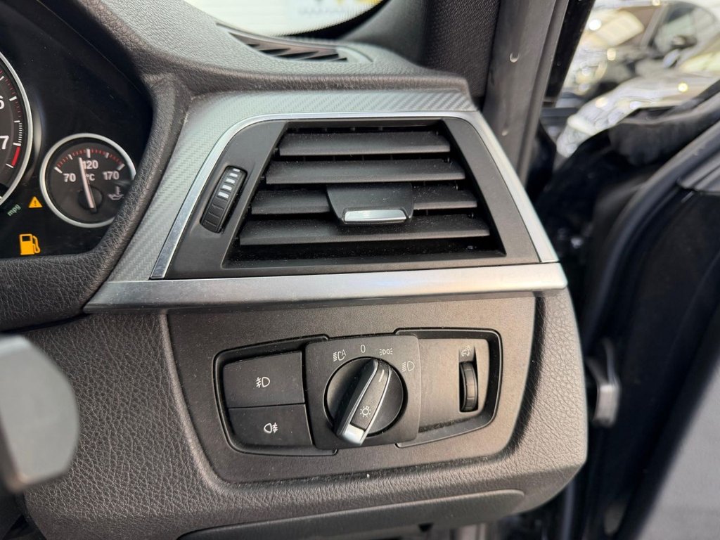 Used BMW 3 Series 2018 for sale - 77572209: Photo 42