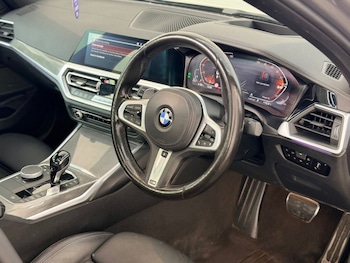 Used BMW 3 Series 2020 for sale - 78102830: Photo