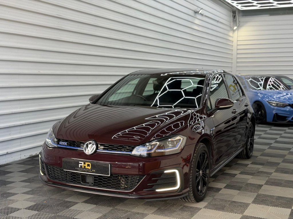 Used Volkswagen Golf 2017 for sale - 77052224: Photo 10