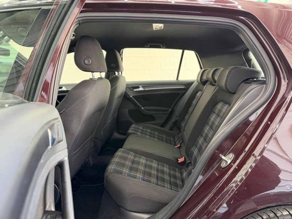 Used Volkswagen Golf 2017 for sale - 77052224: Photo 35