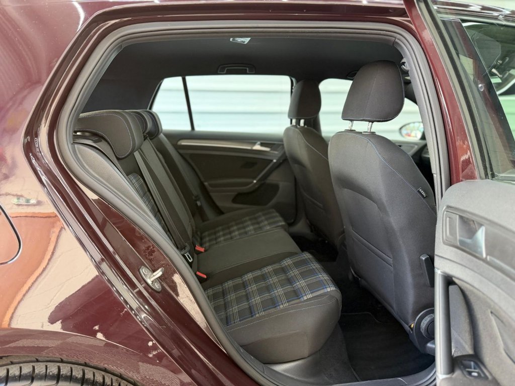 Used Volkswagen Golf 2017 for sale - 77052224: Photo 37