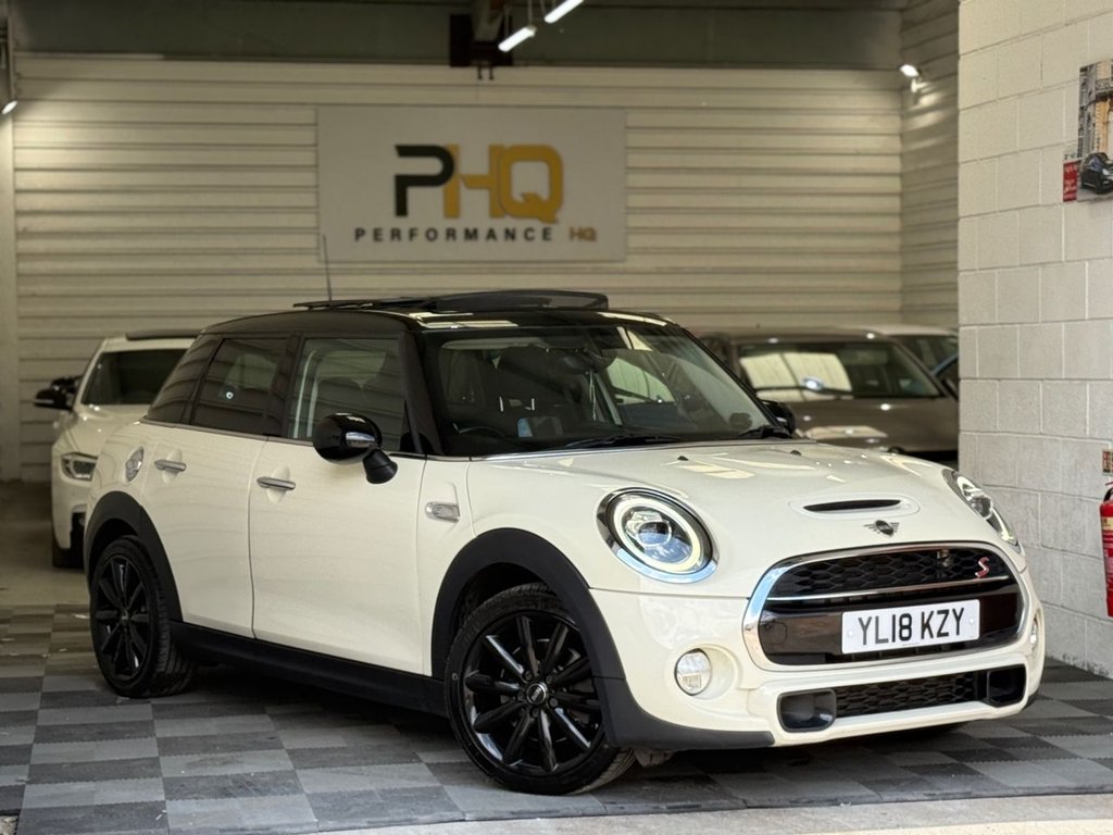 Used MINI Hatch 2018 for sale - 76631908: Photo 11