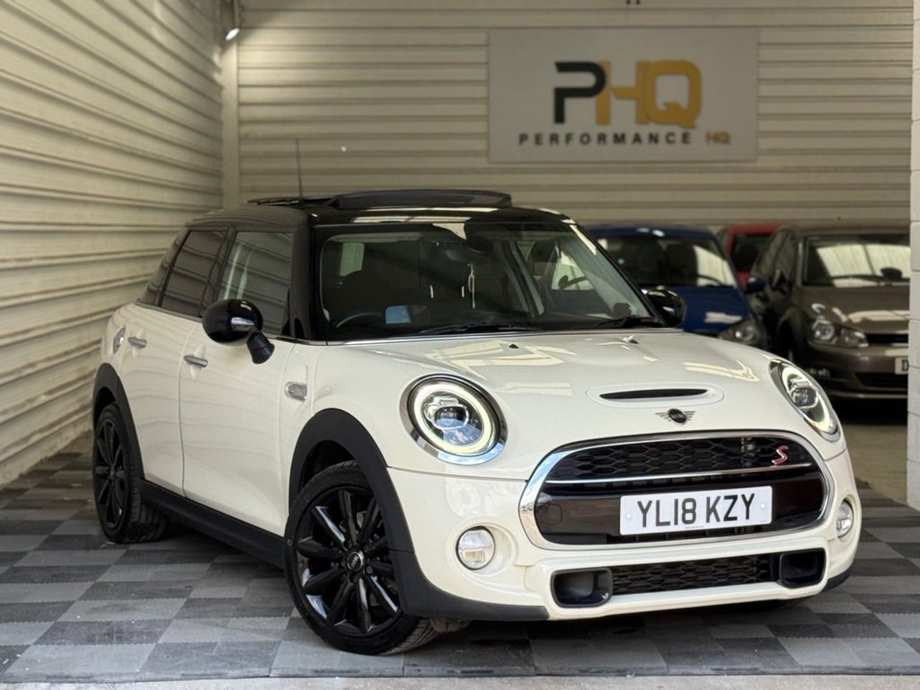 Used MINI Hatch 2018 for sale - 76631908: Photo 12