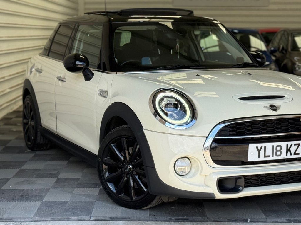 Used MINI Hatch 2018 for sale - 76631908: Photo 15