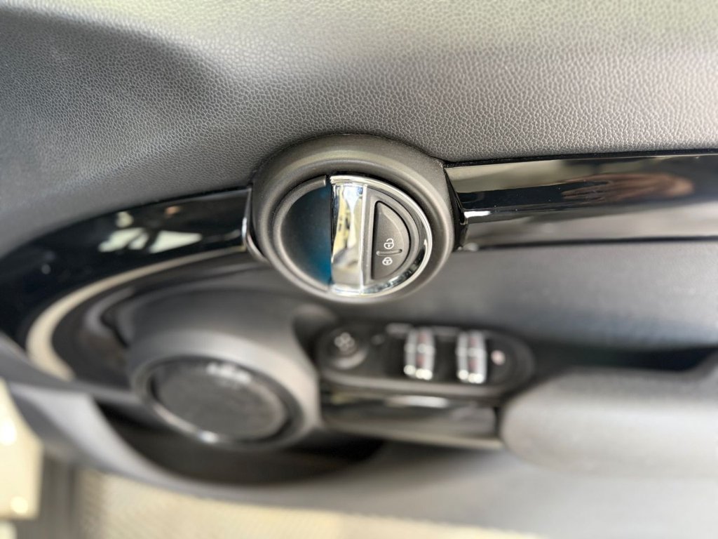 Used MINI Hatch 2018 for sale - 76631908: Photo 45