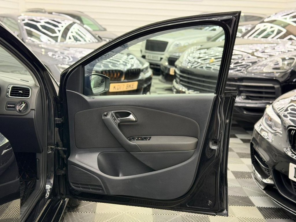 Used Volkswagen Polo 2013 for sale - 77614174: Photo 24