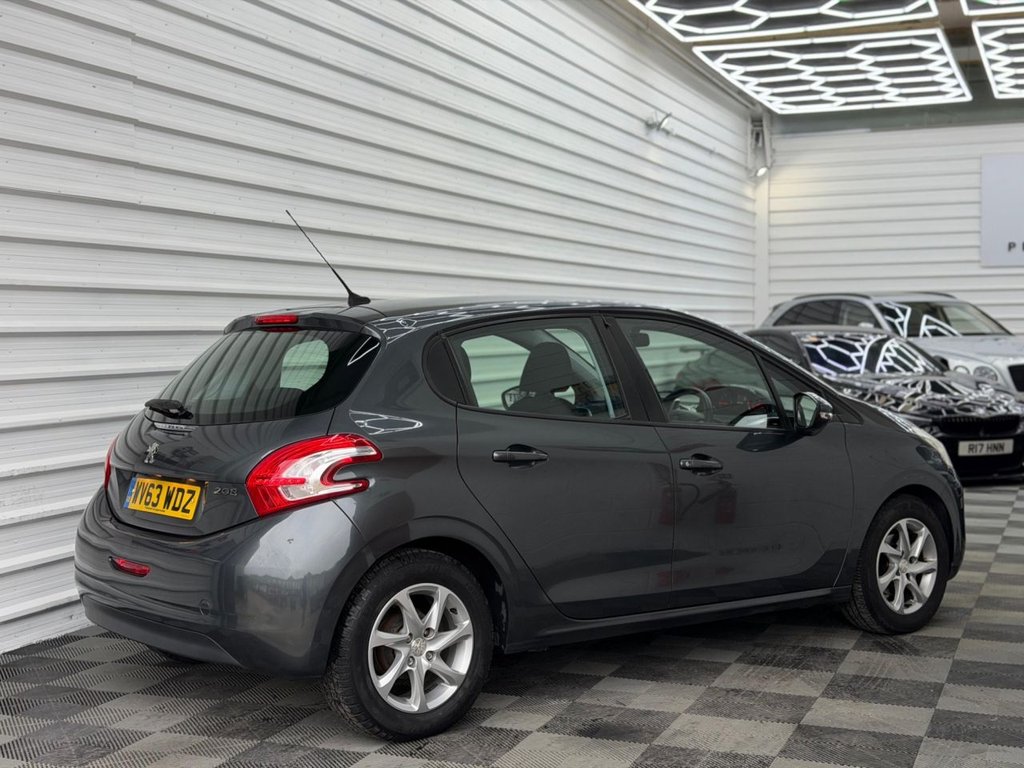 Used Peugeot 208 2013 for sale - 77413448: Photo 16