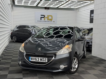 Used Peugeot 208 2013 for sale - 77413448: Photo