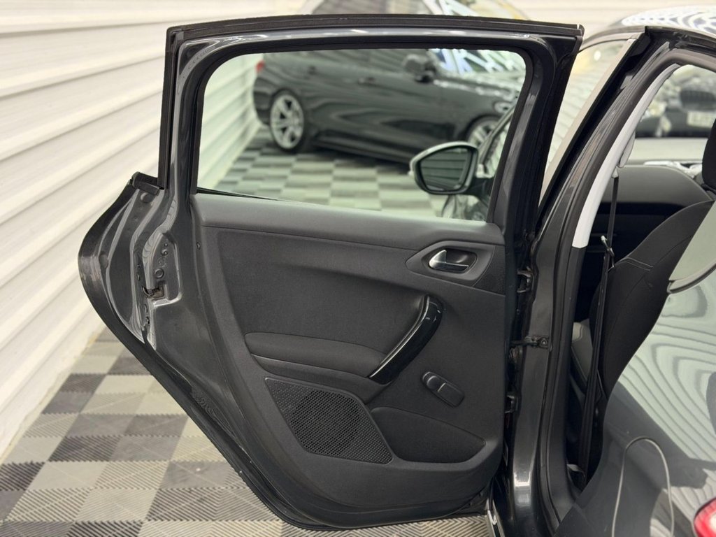 Used Peugeot 208 2013 for sale - 77413448: Photo 26