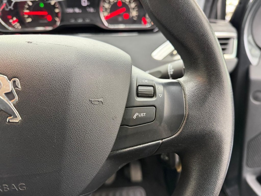 Used Peugeot 208 2013 for sale - 77413448: Photo 41