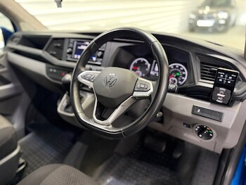 Used Volkswagen Transporter 2021 for sale - 76631696: Photo