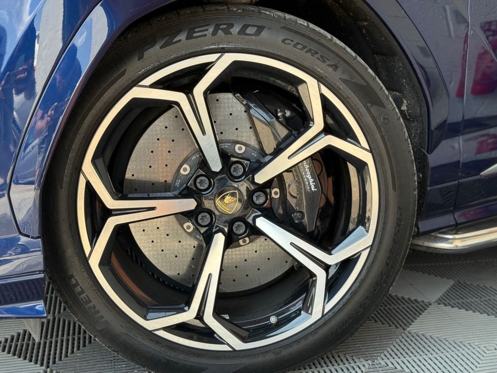 Used Lamborghini Urus 2018 for sale - 76631980: Photo 15