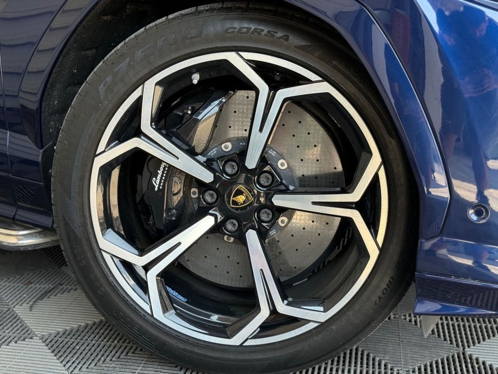 Used Lamborghini Urus 2018 for sale - 76631980: Photo 29