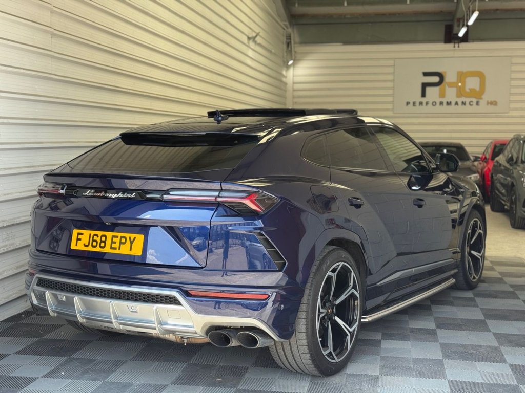Used Lamborghini Urus 2018 for sale - 76631980: Photo 38